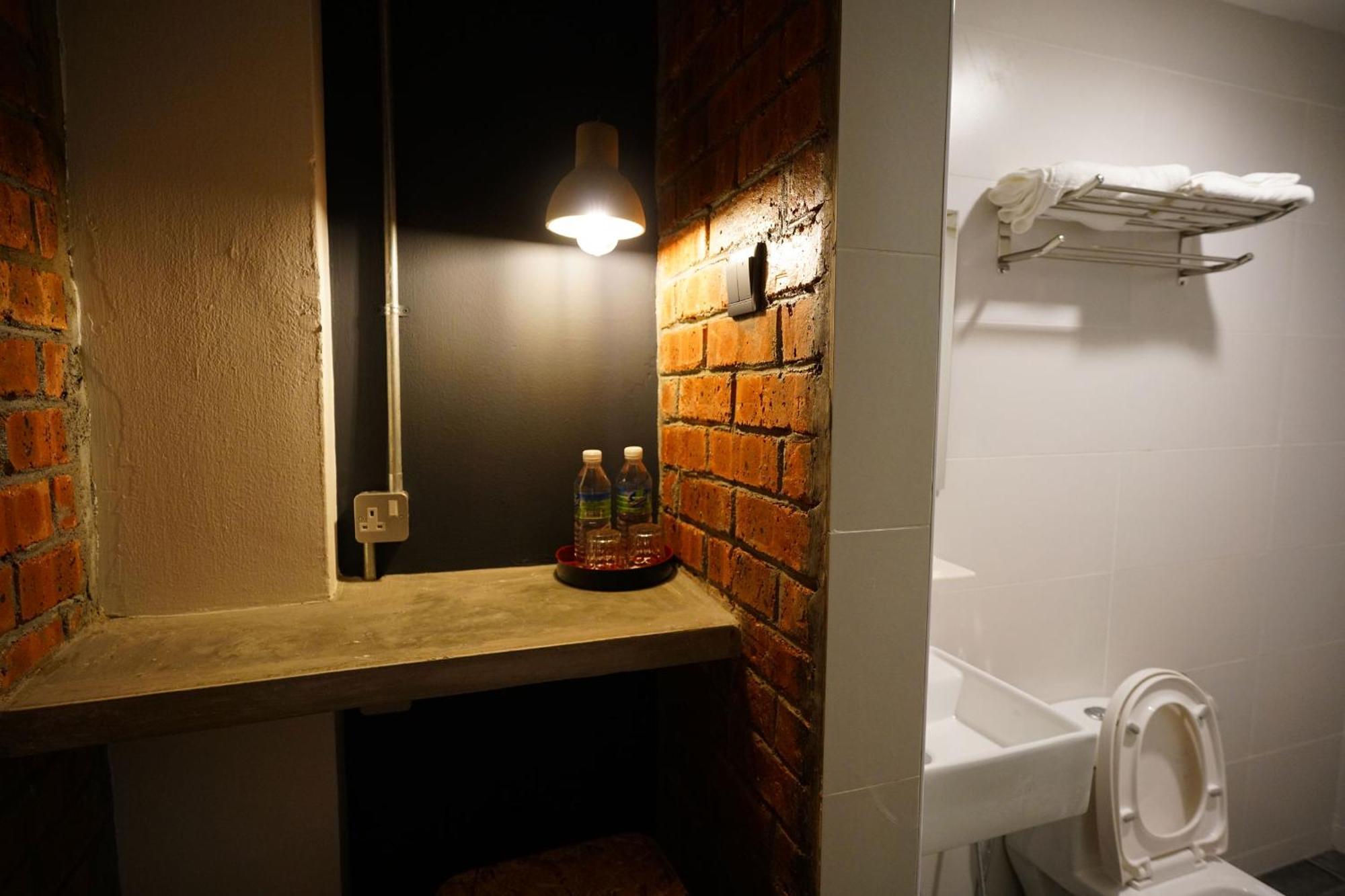 Brick Box Hotel @ Oldtown Ipoh Phòng bức ảnh